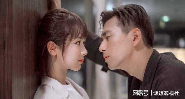 追星追魔怔了!多位老师为难学生,甩脸色告黑状,只因学生是对家